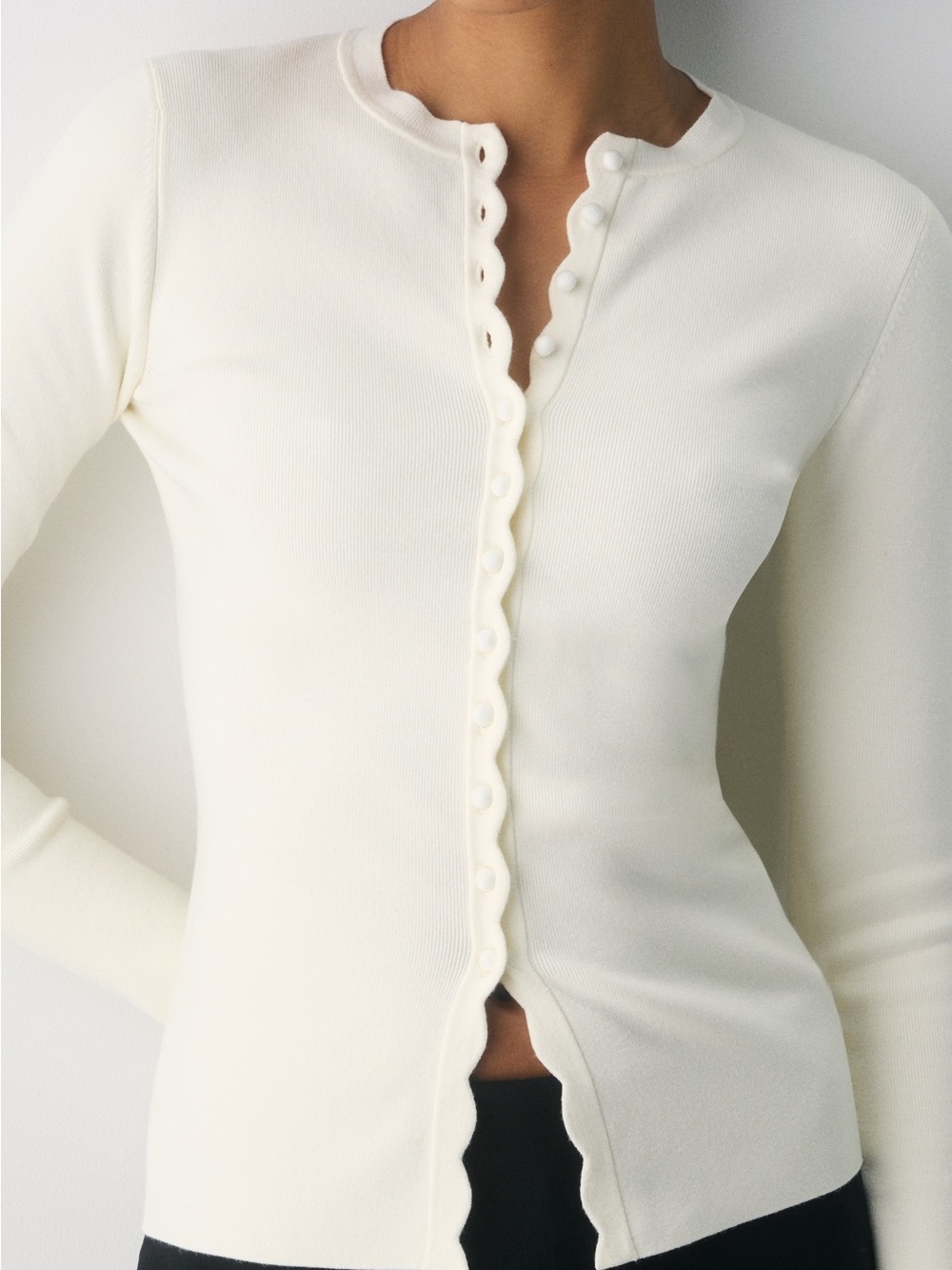 Aritzia Wilfred Shelly Cream Scallop-Trim Button Down Top - Never Worn